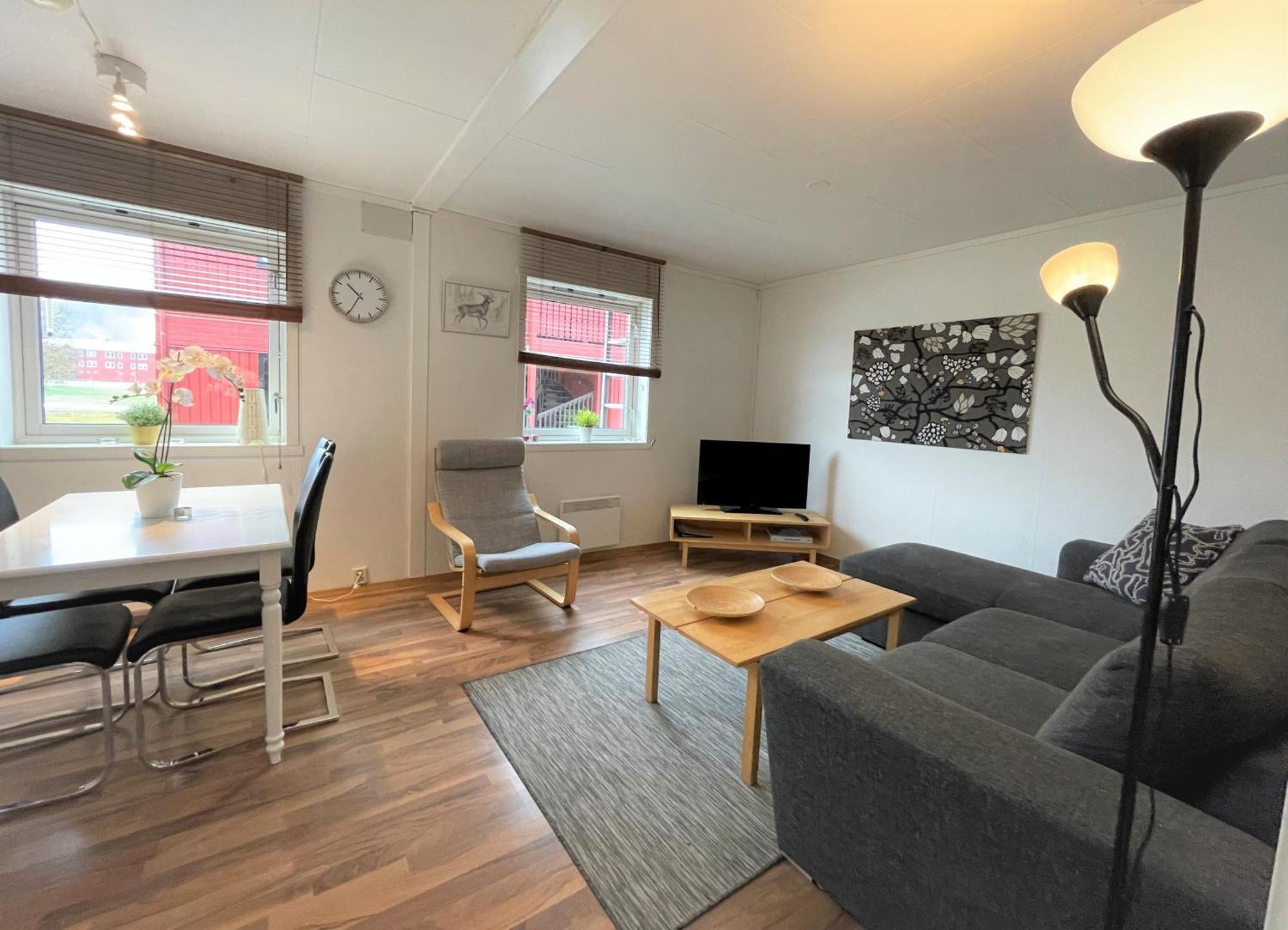 Lassiebyn 10 Entire Apartment With Parking & Kitchen Branäs Eksteriør billede