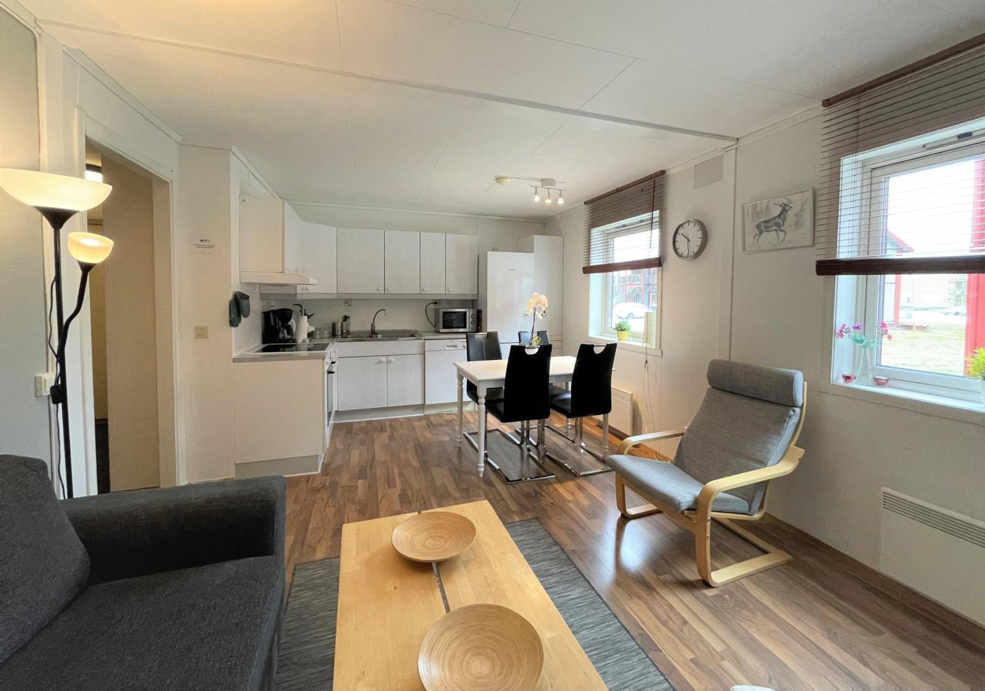 Lassiebyn 10 Entire Apartment With Parking & Kitchen Branäs Eksteriør billede