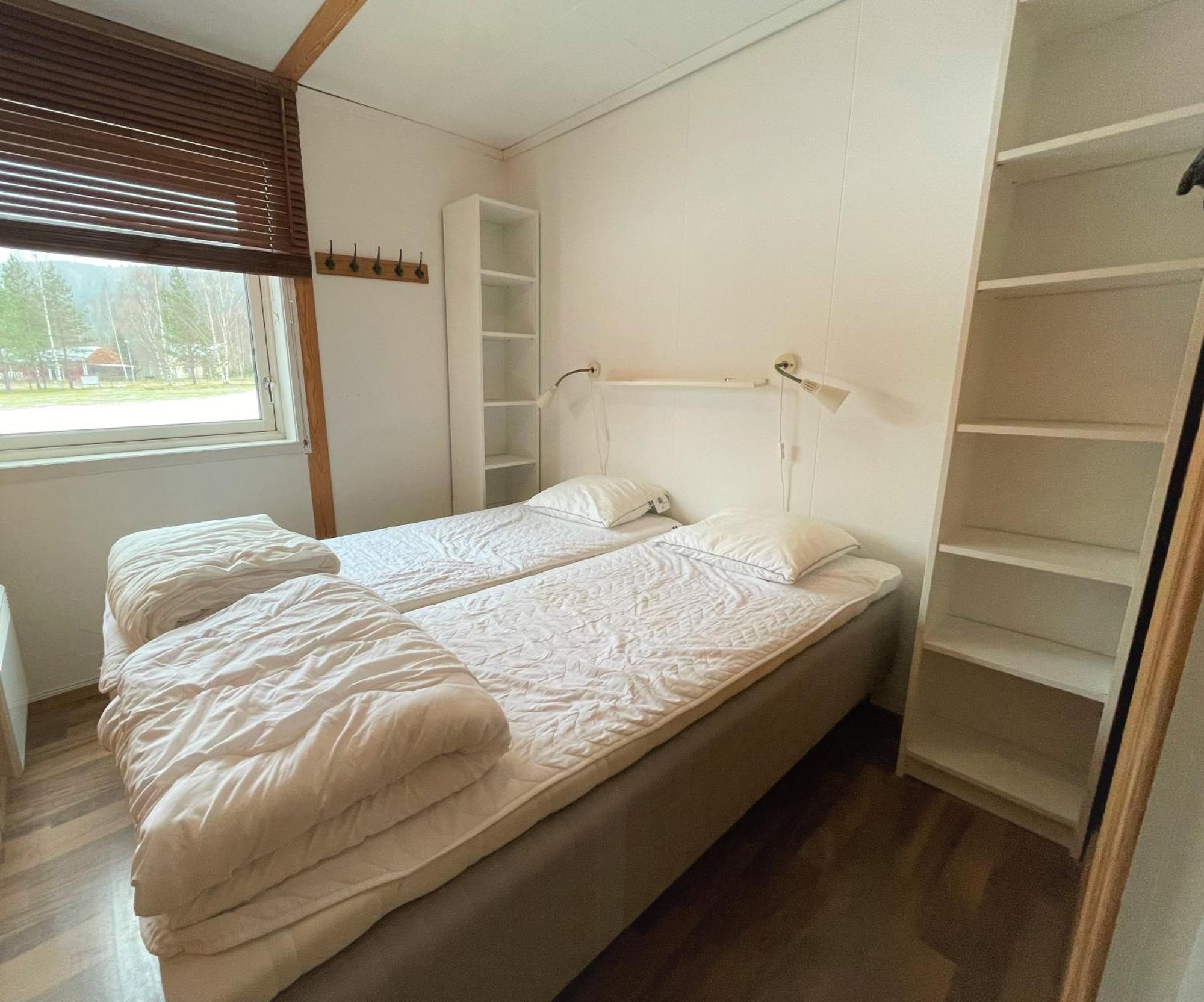 Lassiebyn 10 Entire Apartment With Parking & Kitchen Branäs Eksteriør billede